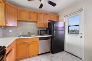 211 NE 8th Ave APT 407, Hallandale Beach, FL 33009, Sold 09/08/25