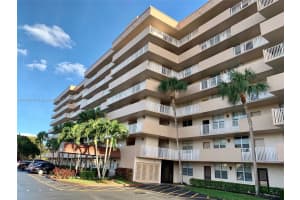 250 Jacaranda Dr Apartment 507, Plantation, FL 33324, - MLS#A11835131
