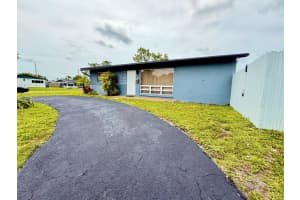2240 N 57th Way, Hollywood