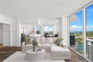 Blue Diamond Tower, 4779 Collins Ave APT 2407, Miami Beach, FL 33140, - MLS#A11835145