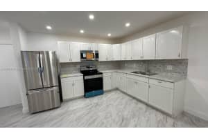 2251 Nw 48th Ter 214, Lauderhill