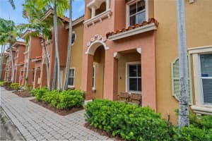 604 SW 107th Ave #706, Pembroke Pines, FL 33025, - MLS#A11835216