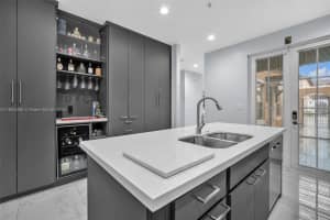 14646 SW 13th St, Pembroke Pines, FL 33027, - MLS#A11835266