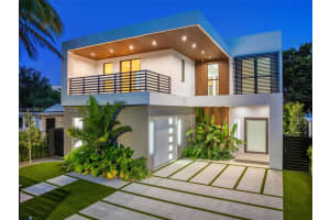 260 Nw 47th St, Miami