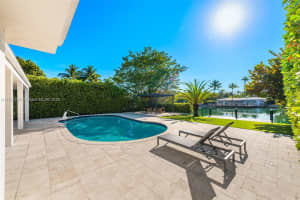 410 S Shore Dr, Miami Beach