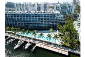 2950 Ne 188th St 107, Aventura