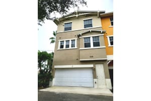 430 Amador Ln UNIT 7, West Palm Beach, FL 33401, Sold 08/11/25