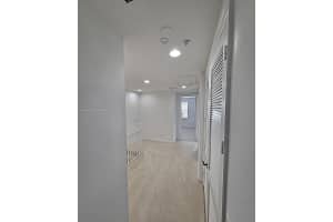 430 Amador Ln UNIT 7, West Palm Beach, FL 33401, Sold 08/11/25