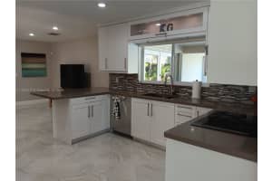 10801 SW 57th Pl, Davie, FL 33328, - MLS#A11835317