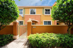 724 SW 106th Ave #2010, Pembroke Pines, FL 33025, - MLS#A11835460