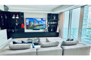 1000 South Pointe Dr #1706, Miami Beach, FL 33139, Sold 06/10/26