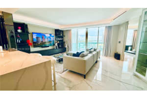 1000 South Pointe Dr #1706, Miami Beach, FL 33139, Sold 06/10/26