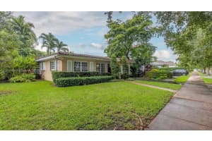 1530 Catalonia Ave Coral Gables, FL 33134 - MLS#A11835464
