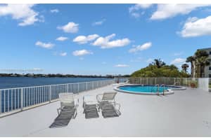 301 Croton Ave APT 203, Lantana, FL 33462, - MLS#A11835499