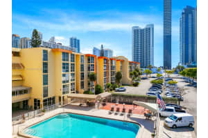 200 172nd St APT 103, Sunny Isles Beach, FL 33160, - MLS#A11835521