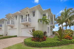 122 Ocean Breeze Dr, Juno Beach