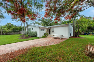 6520 SW 76th St, South Miami, FL 33143, - MLS#A11835555