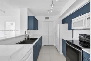 1919 Van Buren St APT 505A, Hollywood, FL 33020, - MLS#A11835573