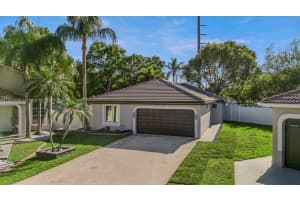 18396 NW 6th St, Pembroke Pines, FL 33029, Sold 08/29/25