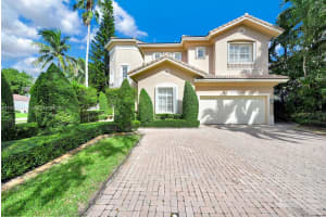 11233 Nw 71st Ter, Doral