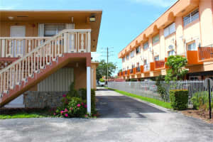 1154 W 35th St APT 221, Hialeah, FL 33012, - MLS#A11835682
