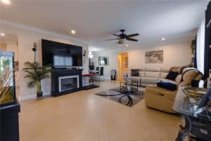 4811 NW 58th St, Tamarac, FL 33319, Sold 08/28/25