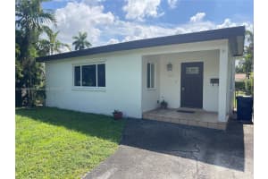 473 South Dr, Miami Springs, FL 33166, - MLS#A11835807