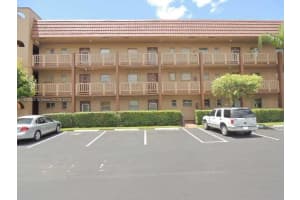 9800 Sunrise Lakes Blvd 309, Sunrise