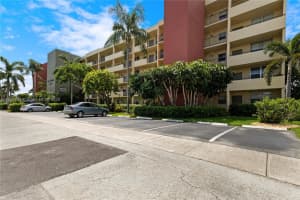 2400 Ne 10th St 104, Pompano Beach