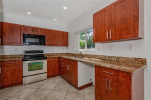 205 Ne 4th Ct 211 Hallandale Beach, FL 33009 - MLS#A11835994