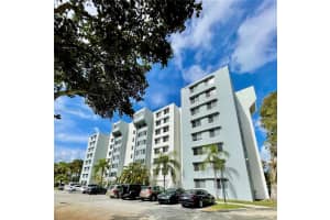 9143 Sw 77th Ave B105, Miami