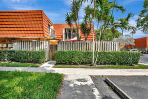 701 NW 98th Cir, Plantation, FL 33324, - MLS#A11836073