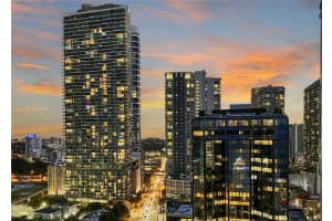 1200 Brickell Bay Dr APT 2424, Miami, FL 33131, - MLS#A11836112