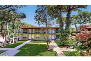 10824 N Kendall Dr s28, Miami, FL 33176, Sold 10/30/25