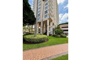 770 Claughton Island Dr 1503 Miami, FL 33131 - MLS#A11836198