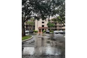 1931 Sabal Palm Dr 204, Davie