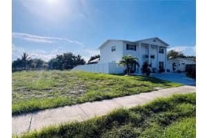 641 Nw 42nd Ave Coconut Creek, FL 33066 - MLS#A11836247