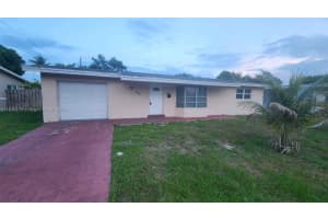 2660 Nw 43rd Ter, Lauderhill