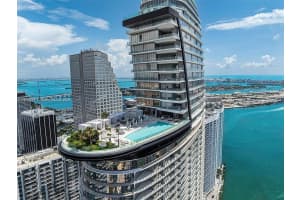 300 Biscayne Blvd Way 4707, Miami