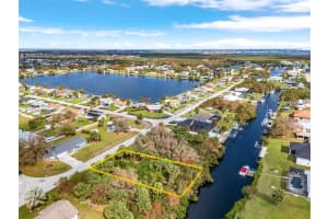 18786 Ashcroft Cir Port Charlotte, FL 33948 - MLS#A11836354