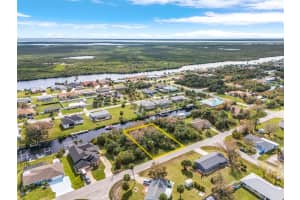 18786 Ashcroft Cir Port Charlotte, FL 33948 - MLS#A11836354