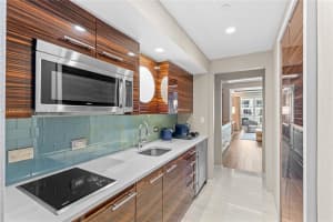 551 N Fort Lauderdale Beach Blvd R1909, Fort Lauderdale, FL 33304, - MLS#A11836360