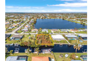 18826 Ashcroft Cir Port Charlotte, FL 33948 - MLS#A11836379
