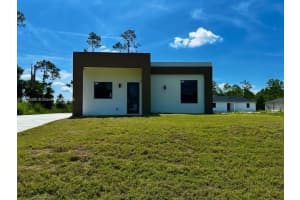 323 Mangonia Ave, Lehigh Acres, FL 33974, - MLS#A11836386