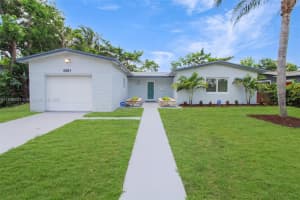 6541 SW 8th St, North Lauderdale, FL 33068, Sold 08/12/25