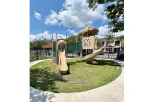 4284 Ne 10th Ct 4284, Homestead