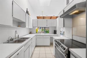 2679 Parkview Dr, Hallandale Beach, FL 33009, - MLS#A11836421
