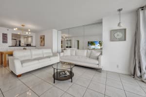1717 N Bayshore Dr A3237, Miami, FL 33132, Sold 10/23/25