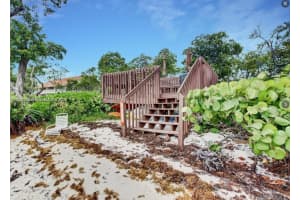 51 N Lakeshore Dr 51 Hypoluxo, FL 33462 - MLS#A11836482