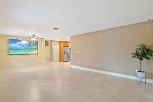 180 SW 125th Ave, Plantation, FL 33325 - MLS#A11836486